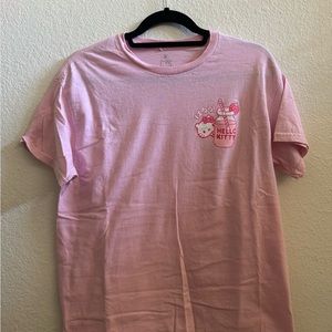 Men's size M hello kitty shirt